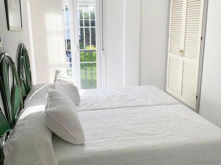 Image No.17-5 Bed Apartment for sale