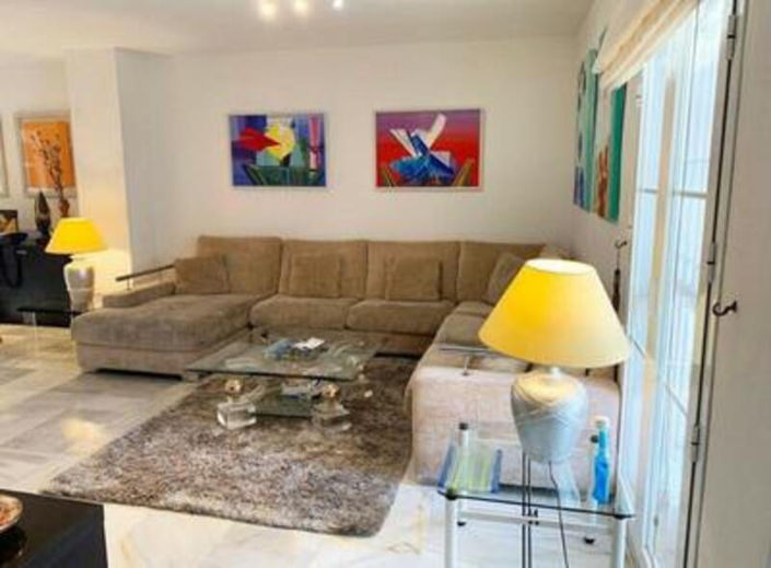 Image No.6-5 Bed Apartment for sale