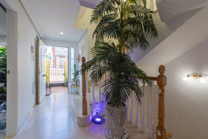 Image No.11-4 Bed Townhouse for sale