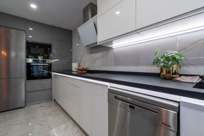 b98le8d7m9k3degpefzhs0lif8u4xzvzhwxtmggyekxx9