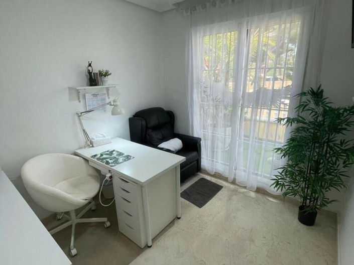 Image No.21-4 Bed Townhouse for sale