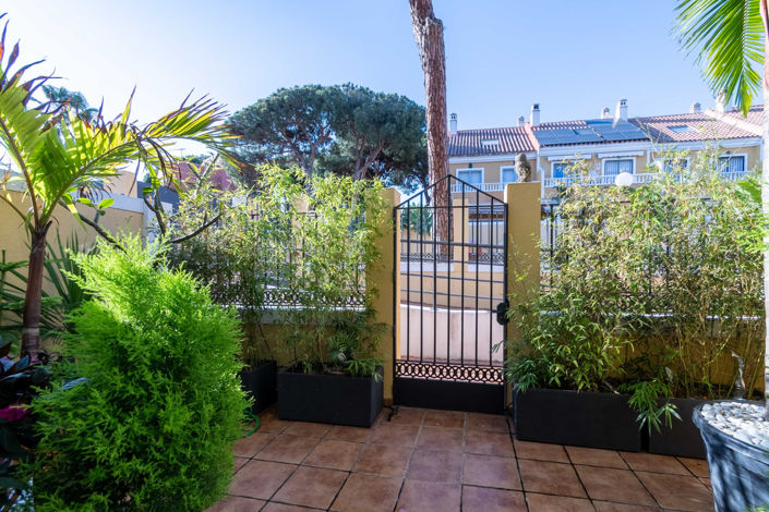 Image No.34-4 Bed Townhouse for sale