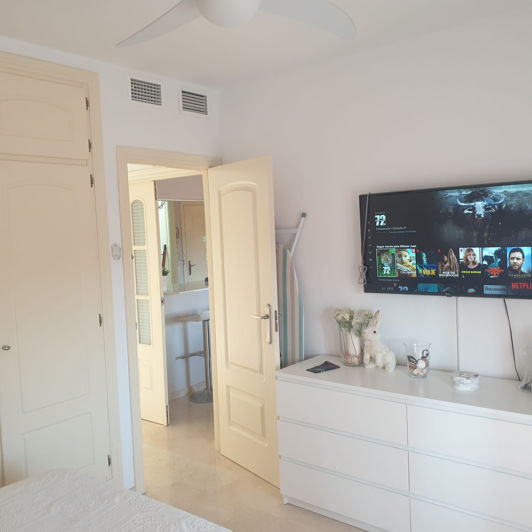 Image No.8-3 Bed Property for sale