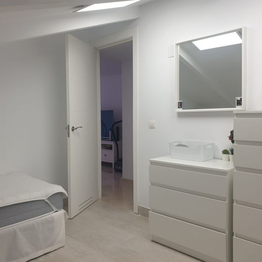 Image No.9-3 Bed Property for sale