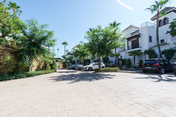 Image No.25-3 Bed Townhouse for sale