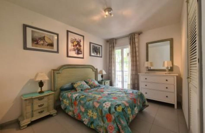 Image No.15-5 Bed Apartment for sale