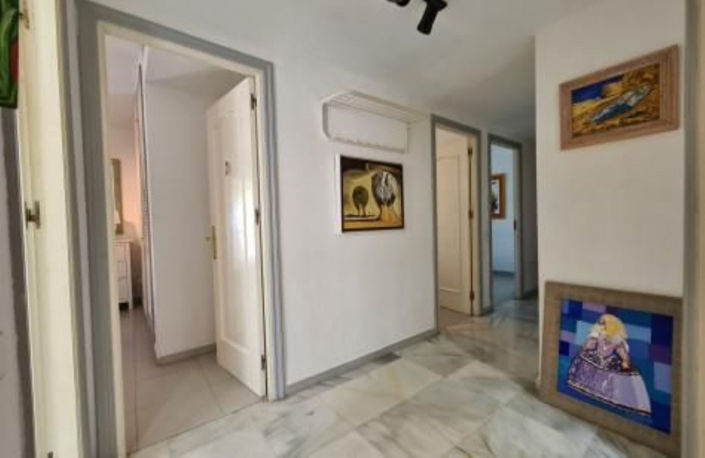 Image No.19-5 Bed Apartment for sale