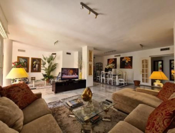 Image No.2-5 Bed Apartment for sale