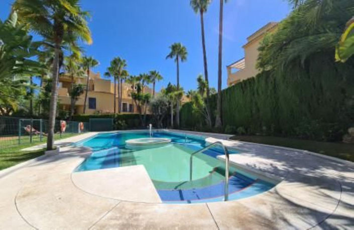 Image No.9-5 Bed Apartment for sale