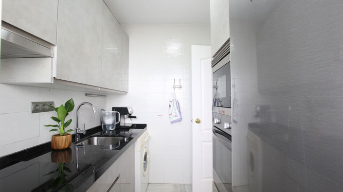 Image No.8-1 Bed Property for sale