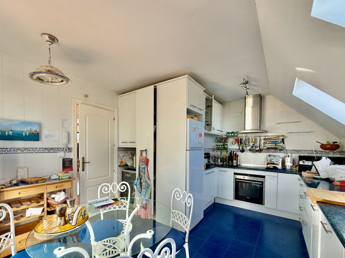 Image No.20-3 Bed Penthouse for sale