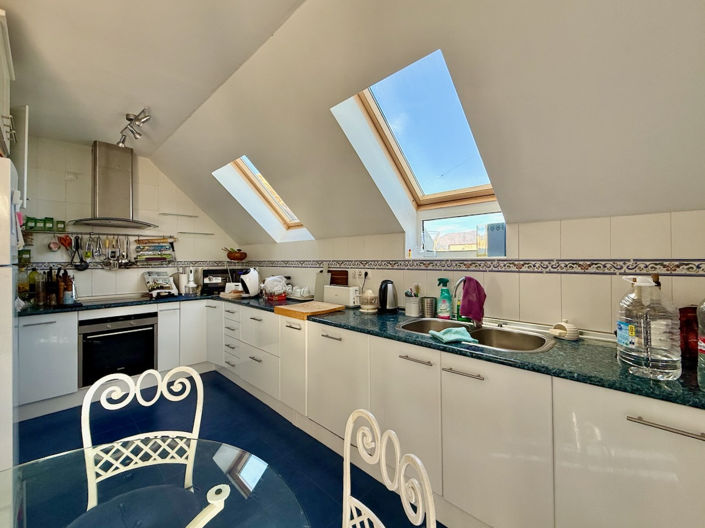 Image No.21-3 Bed Penthouse for sale