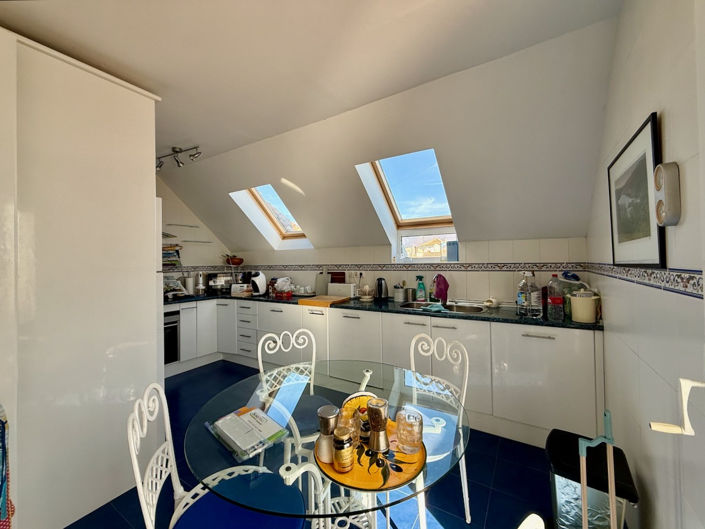 Image No.22-3 Bed Penthouse for sale