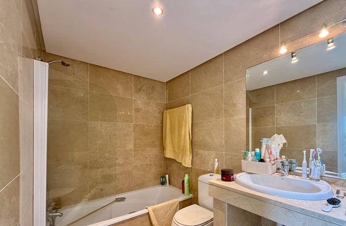 Image No.35-3 Bed Penthouse for sale