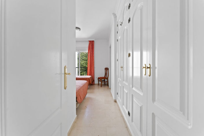 Image No.20-2 Bed Duplex for sale