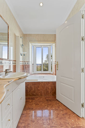 Image No.31-2 Bed Duplex for sale