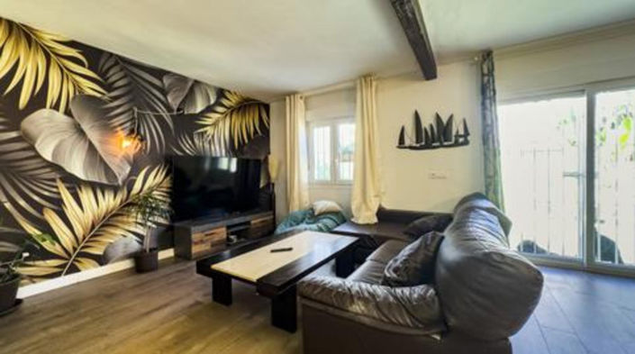 Image No.2-3 Bed Townhouse for sale