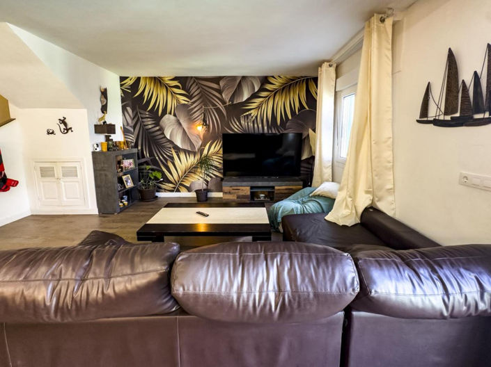 Image No.4-3 Bed Townhouse for sale