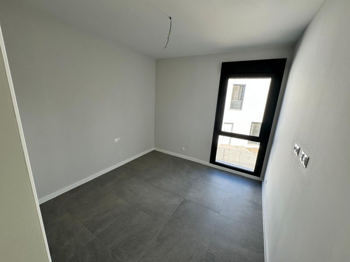 Image No.11-4 Bed House for sale