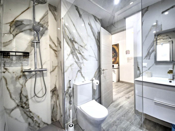 Image No.11-2 Bed Apartment for sale