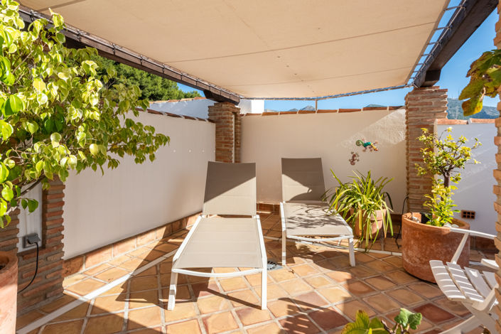 Image No.21-3 Bed House for sale