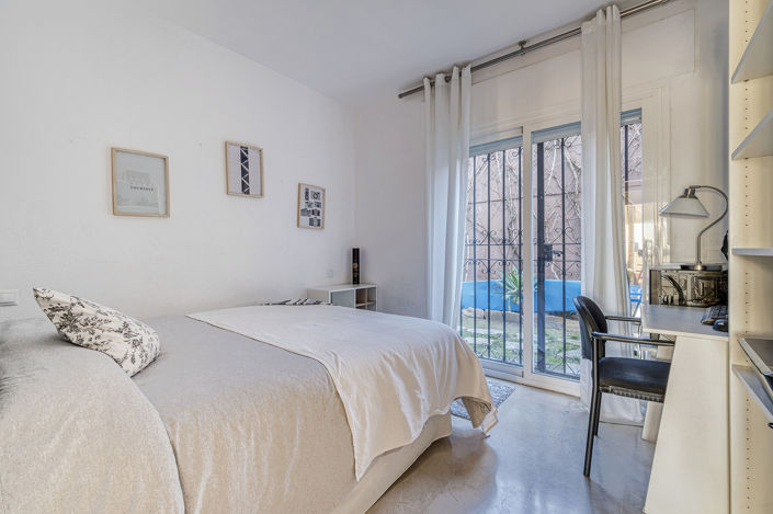 Image No.21-5 Bed Duplex for sale