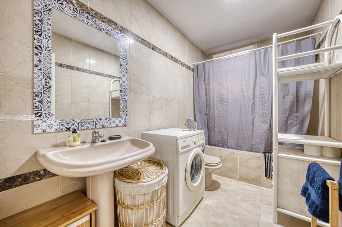 Image No.28-5 Bed Duplex for sale