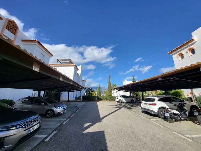 Image No.24-3 Bed Apartment for sale