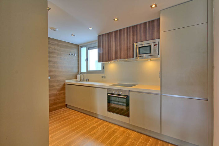 Image No.20-3 Bed Apartment for sale