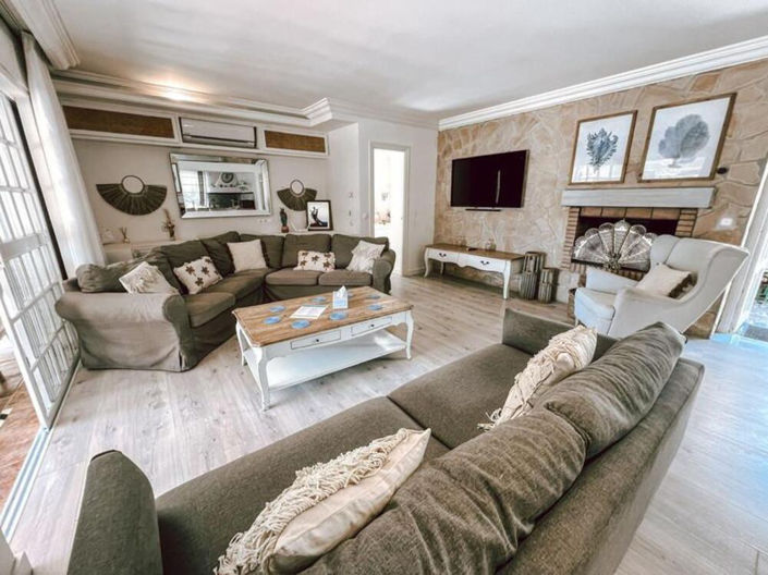 Image No.8-5 Bed Villa for sale