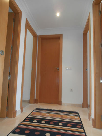 Image No.10-2 Bed Property for sale