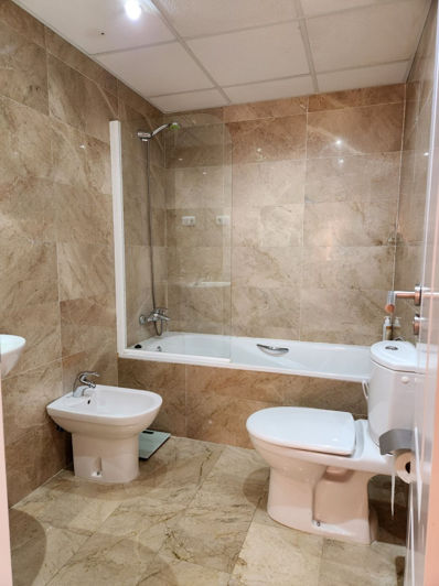 Image No.21-2 Bed Apartment for sale