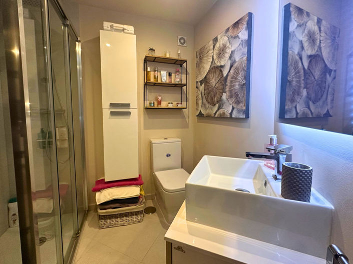 Image No.23-2 Bed Apartment for sale