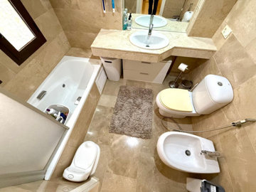 b98le8d7m9k3degpefzhs0lif8u4xzvzhwxtmggyekxx9