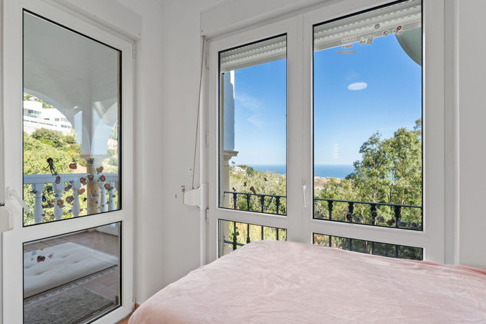 Image No.6-3 Bed Townhouse for sale