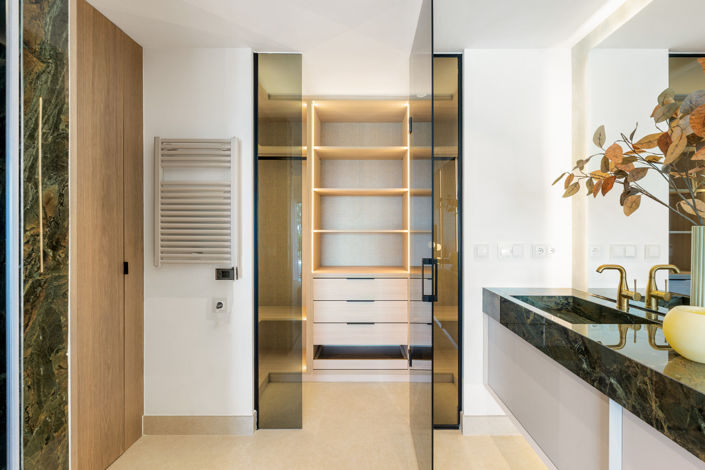 Image No.22-3 Bed Apartment for sale