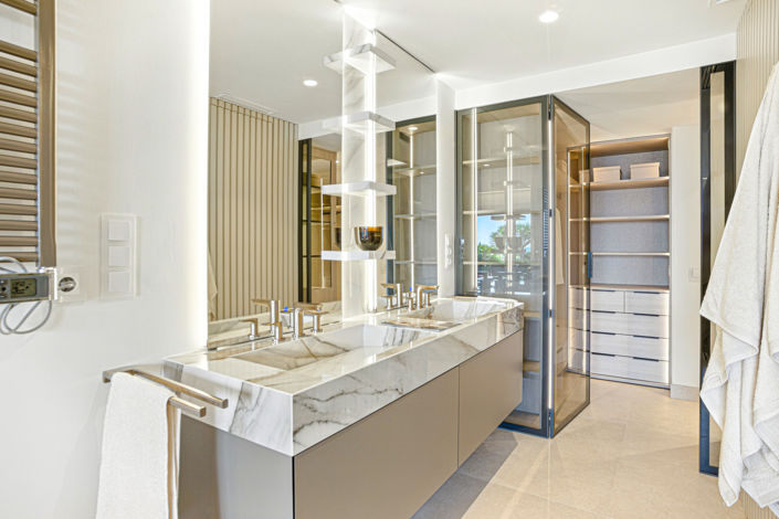 Image No.20-3 Bed Property for sale