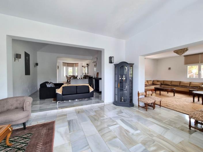 Image No.3-Villa de 3 chambres à vendre à Calahonda