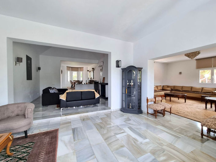 Image No.7-3 Bed Villa for sale