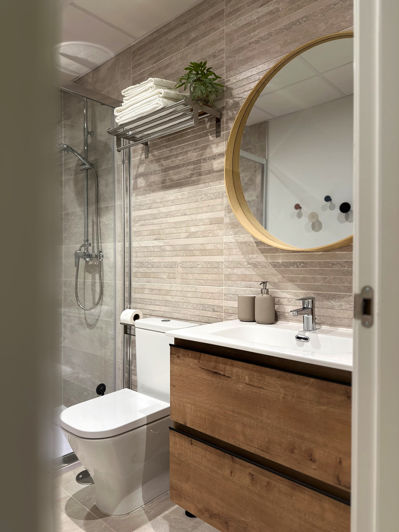 Image No.3-2 Bed Property for sale