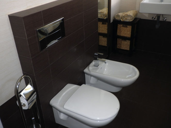 Image No.16-5 Bed Townhouse for sale