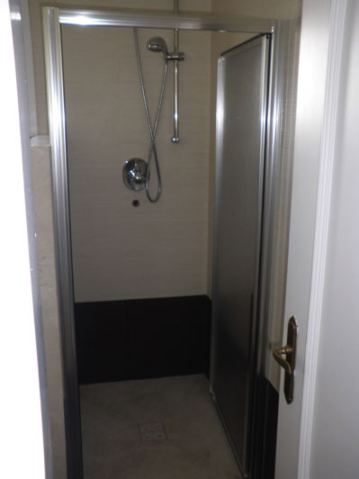 Image No.19-5 Bed Townhouse for sale