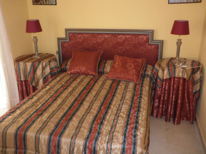 Image No.21-5 Bed Townhouse for sale