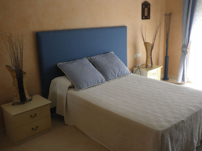 Image No.22-5 Bed Townhouse for sale