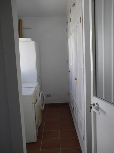 Image No.28-5 Bed Townhouse for sale