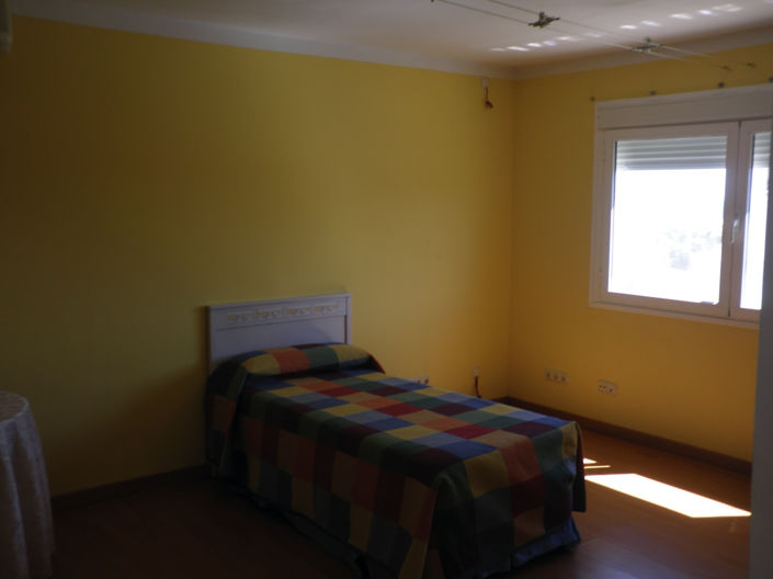 Image No.30-5 Bed Townhouse for sale