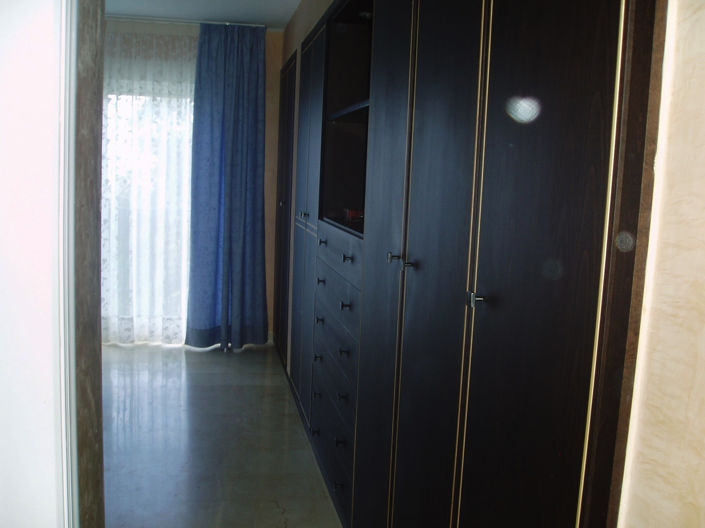 Image No.50-5 Bed Townhouse for sale