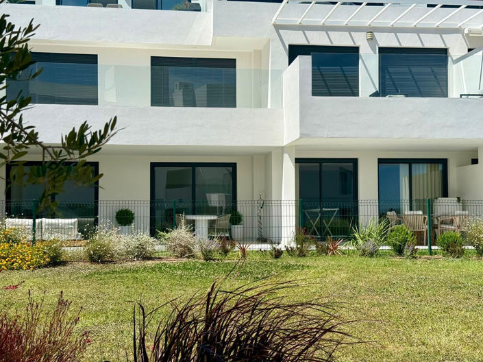 Image No.27-2 Bed Property for sale