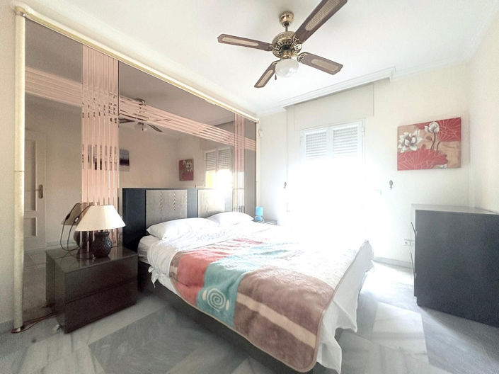 Image No.9-5 Bed House for sale