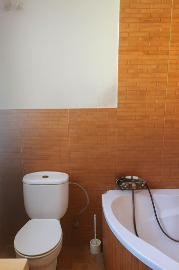 Image No.17-3 Bed Townhouse for sale